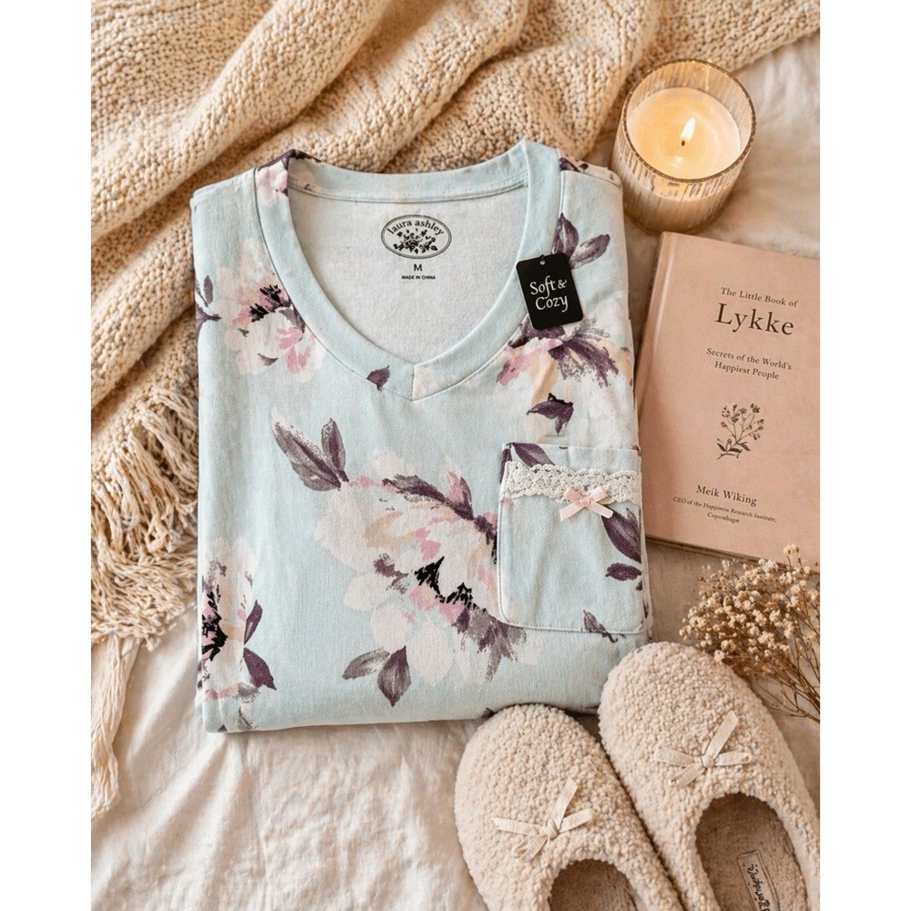 LAURA ASHLEY WOMEN SOFT COZY NIGHTGOWN M PASTEL MINT FLORAL NWT LACE POCKET - Picture 3 of 12